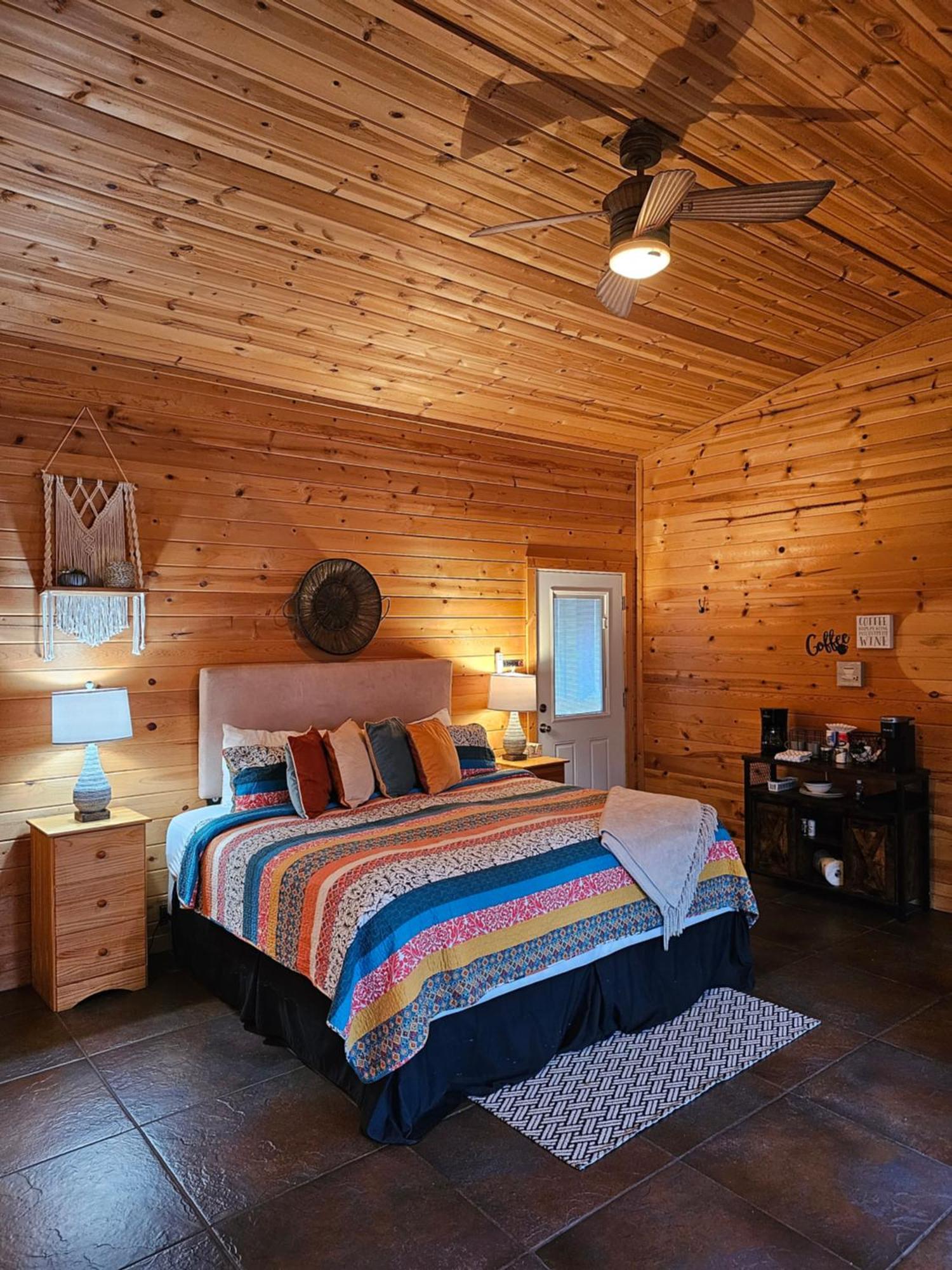 5 Min To Beaver Lake-King Bed-Fire Pit-Jetted Tub #4 Eureka Springs Exteriör bild